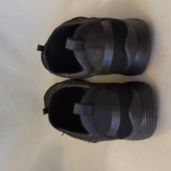 Skechers Sneakers - Picture 5 of 8